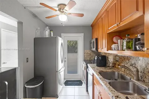 1040 SE 4th Avenue Deerfield Beach FL 33441