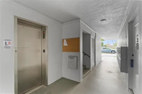 1040 SE 4th Avenue Deerfield Beach FL 33441