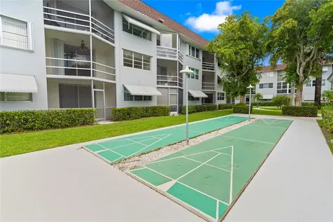 1040 SE 4th Avenue Deerfield Beach FL 33441