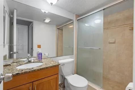 1040 SE 4th Avenue Deerfield Beach FL 33441