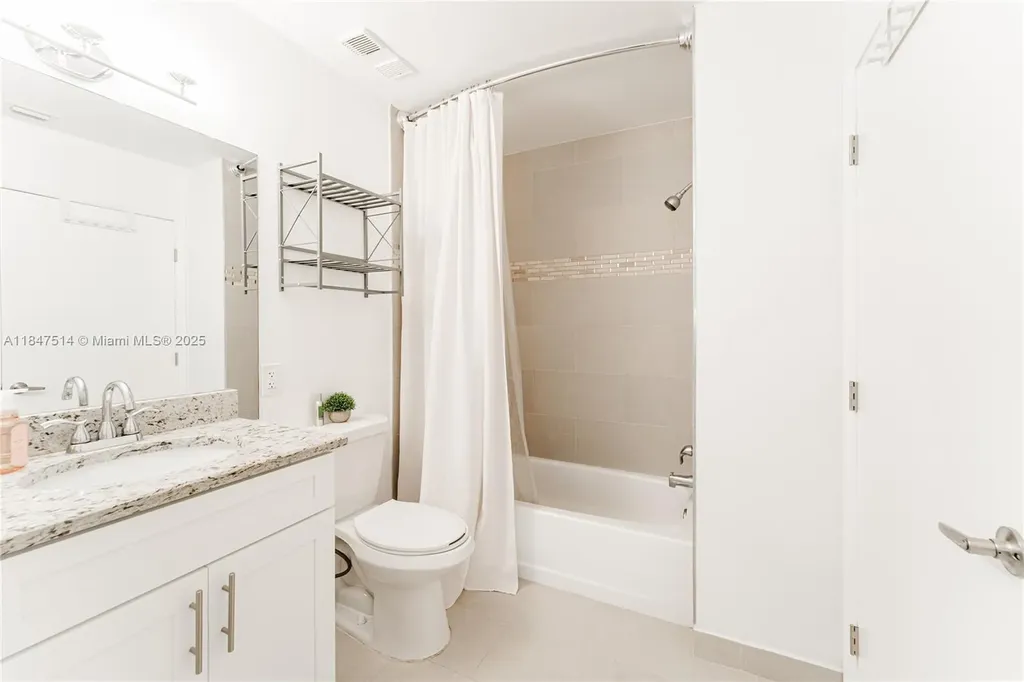 6061 Old Court Road Boca Raton FL 33433