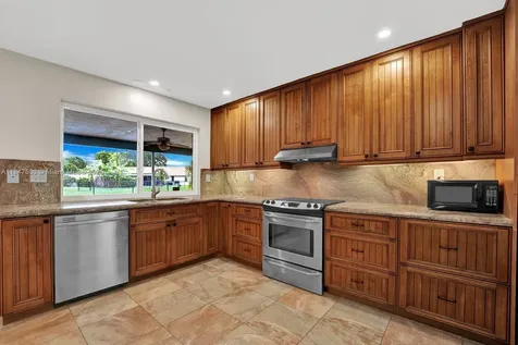 7491 SW 18th Street Plantation FL 33317