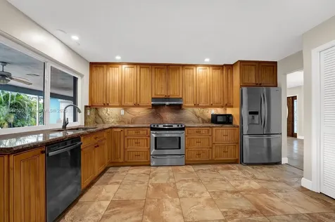 7491 SW 18th Street Plantation FL 33317