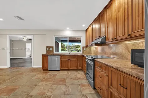 7491 SW 18th Street Plantation FL 33317