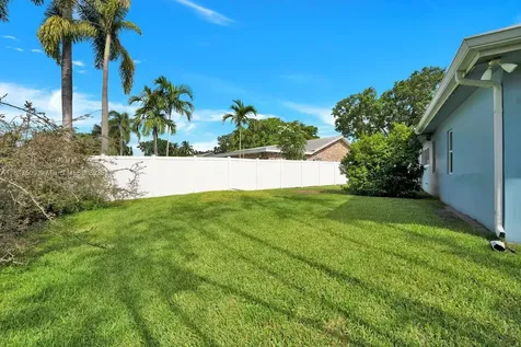 7491 SW 18th Street Plantation FL 33317