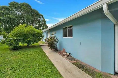7491 SW 18th Street Plantation FL 33317