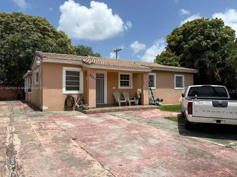 8621 NW 35th Court Miami FL 33147