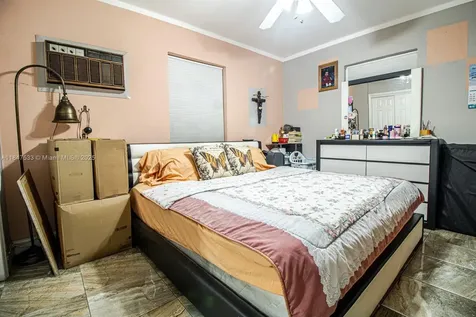 8621 NW 35th Court Miami FL 33147