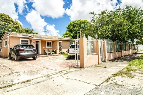 8621 NW 35th Court Miami FL 33147
