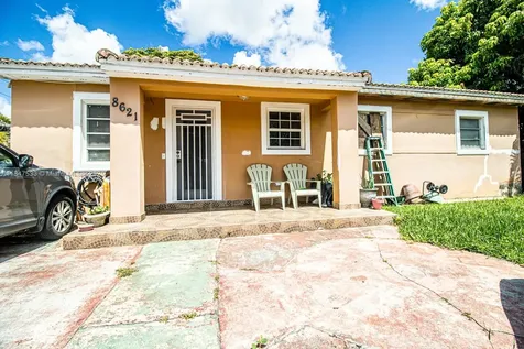 8621 NW 35th Court Miami FL 33147