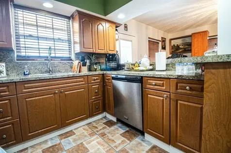 8621 NW 35th Court Miami FL 33147