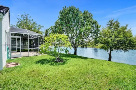 1050 SW 164th Avenue Pembroke Pines FL 33027