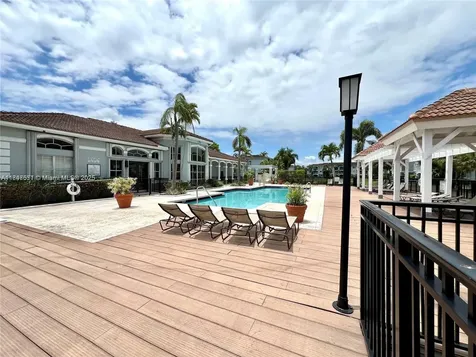 9640 NW 2nd Street Pembroke Pines FL 33024