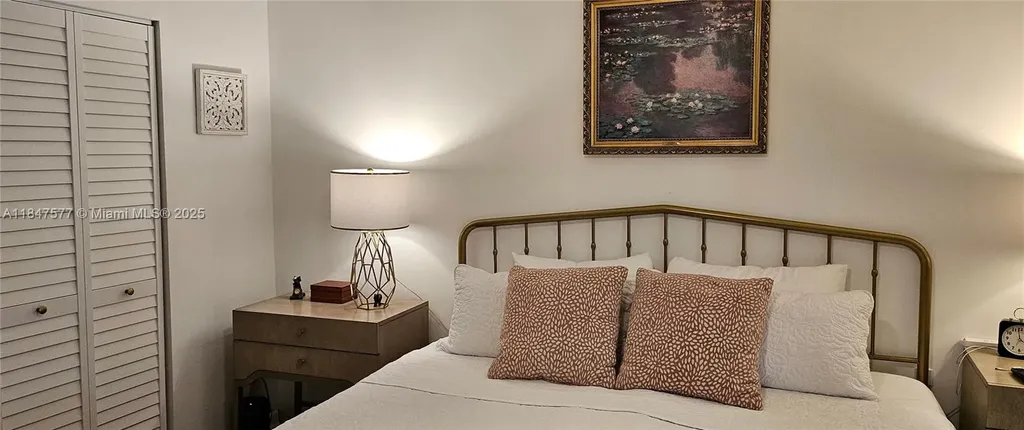 10872 Lake Front Place Boca Raton FL 33498