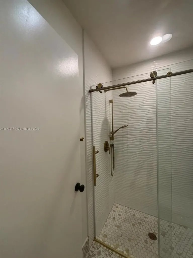 10872 Lake Front Place Boca Raton FL 33498