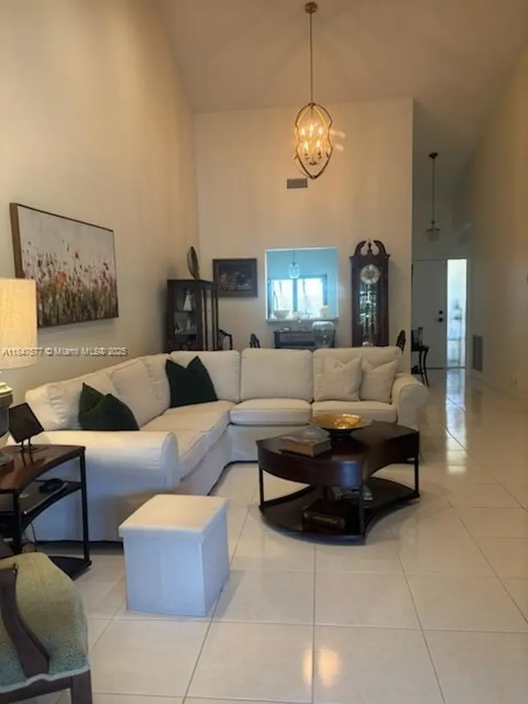 10872 Lake Front Place Boca Raton FL 33498