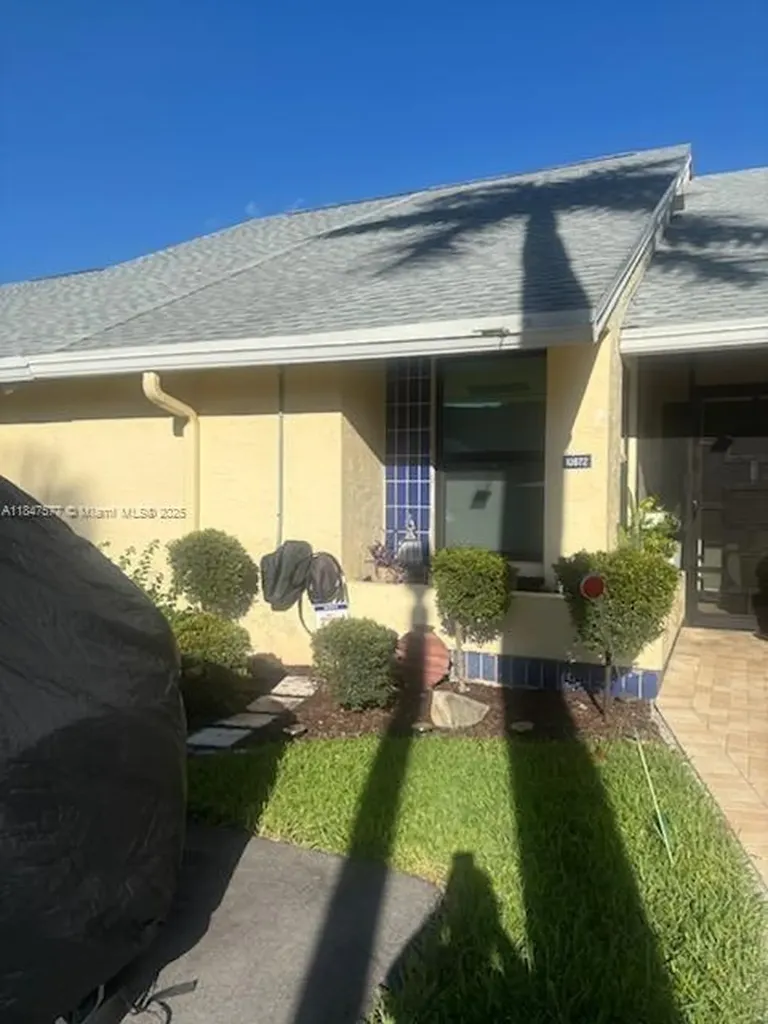 10872 Lake Front Place Boca Raton FL 33498