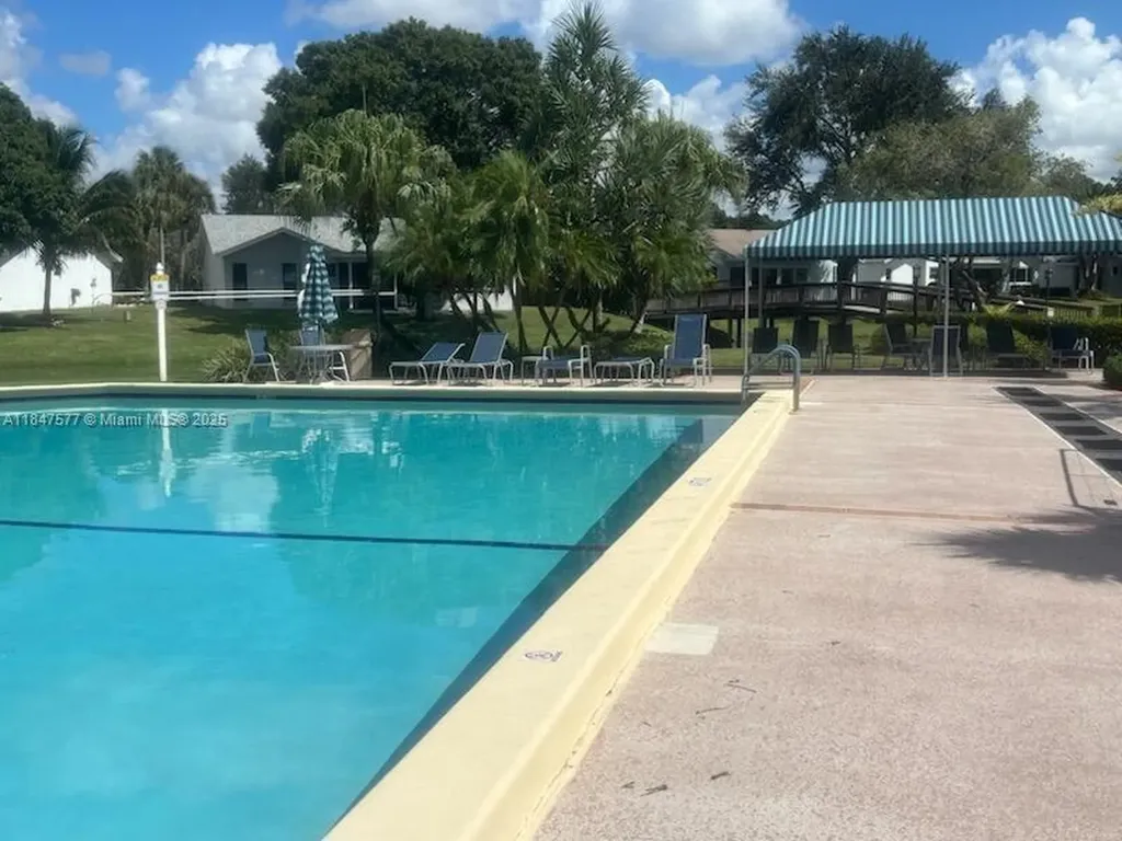 10872 Lake Front Place Boca Raton FL 33498