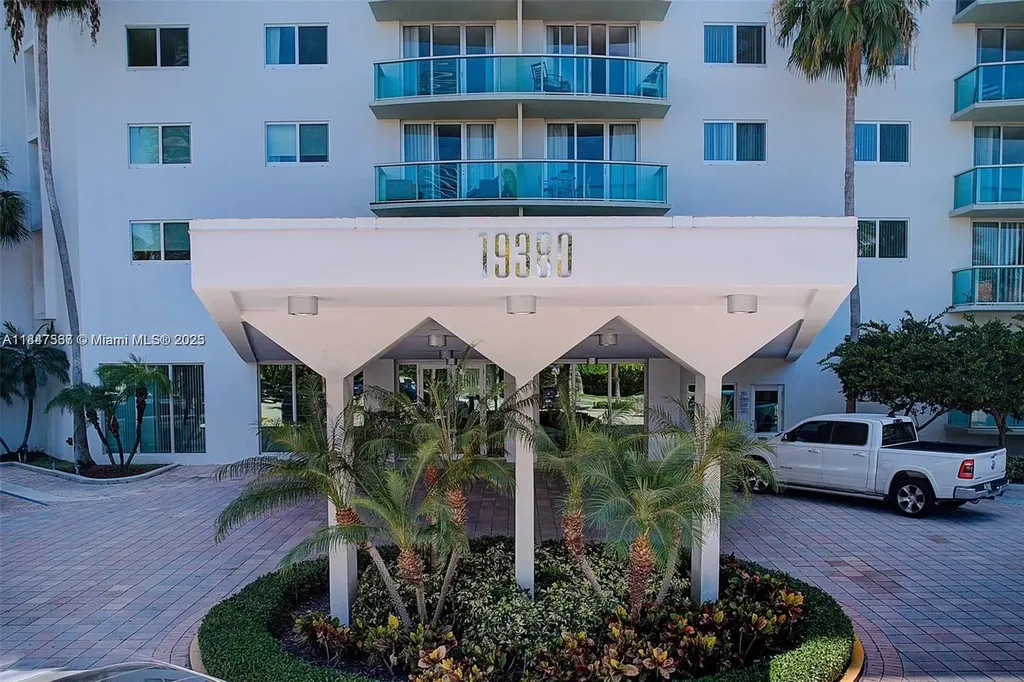 19380 Collins Avenue Sunny Isles Beach FL 33160