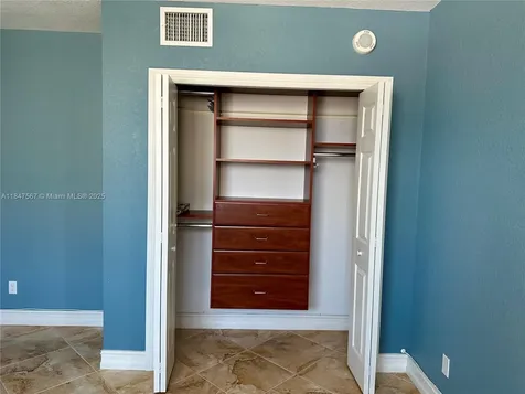 19380 Collins Avenue Sunny Isles Beach FL 33160