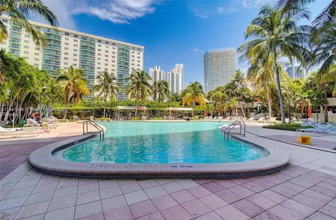 19380 Collins Avenue Sunny Isles Beach FL 33160