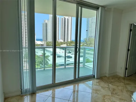 19380 Collins Avenue Sunny Isles Beach FL 33160