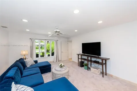 13020 SW 70th Avenue Pinecrest FL 33156