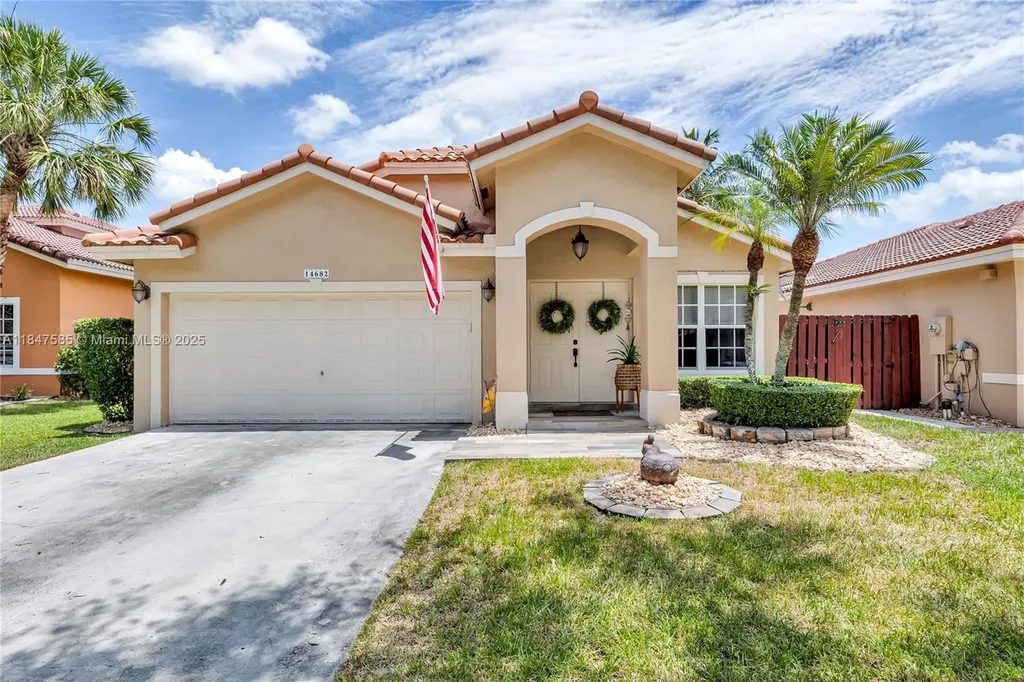14682 Vista Luna Drive Davie FL 33325