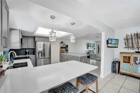 7550 NW 12th Street Plantation FL 33313