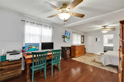 7550 NW 12th Street Plantation FL 33313