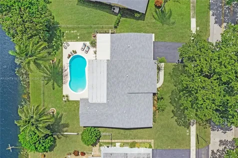 7550 NW 12th Street Plantation FL 33313
