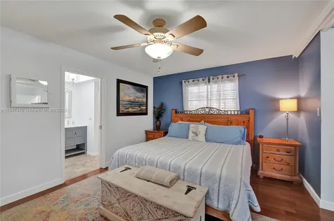 7550 NW 12th Street Plantation FL 33313