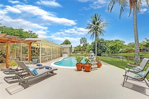7550 NW 12th Street Plantation FL 33313