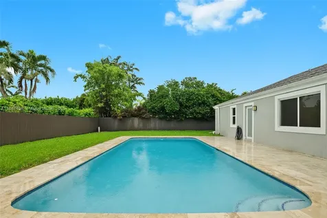 15530 SW 152nd Terrace Miami FL 33187