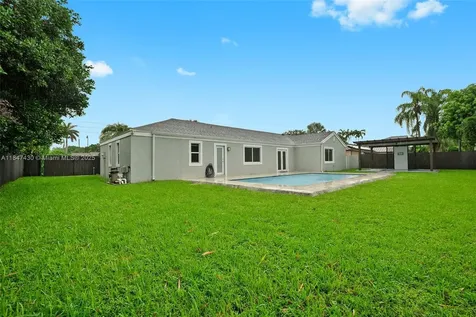 15530 SW 152nd Terrace Miami FL 33187