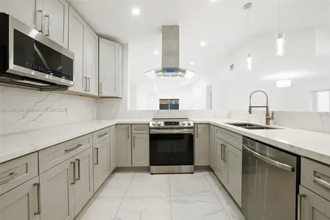 15530 SW 152nd Terrace Miami FL 33187