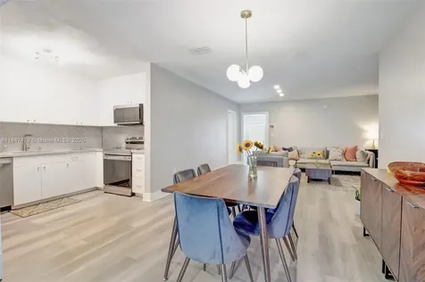 7440 Farragut Street Hollywood FL 33024