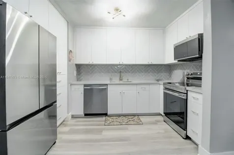 7440 Farragut Street Hollywood FL 33024