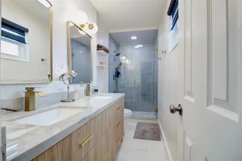 7440 Farragut Street Hollywood FL 33024