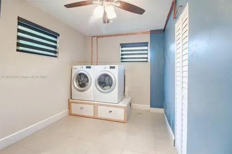 7440 Farragut Street Hollywood FL 33024