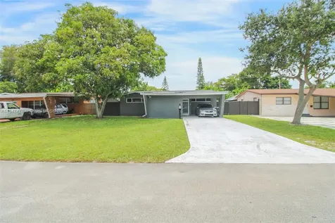 7440 Farragut Street Hollywood FL 33024