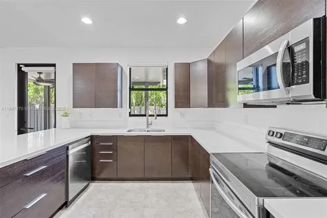 4220 SW 166th Court Miami FL 33185