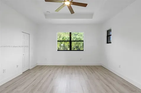 4220 SW 166th Court Miami FL 33185