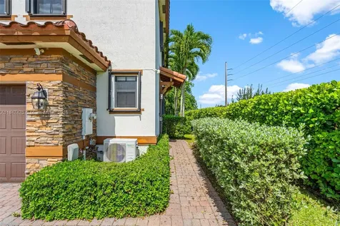 4220 SW 166th Court Miami FL 33185