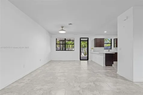 4220 SW 166th Court Miami FL 33185