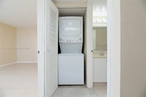 13000 SW 15th Court Pembroke Pines FL 33027