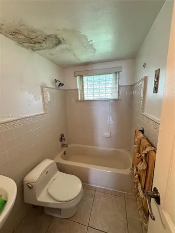 71 NW 76th Street Miami FL 33150
