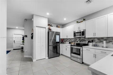 1321 SE 27th Terrace Homestead FL 33035