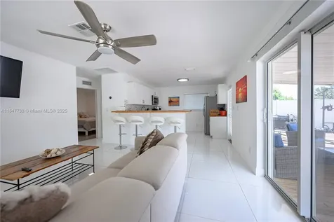 1453 NW 10th Street Dania Beach FL 33004