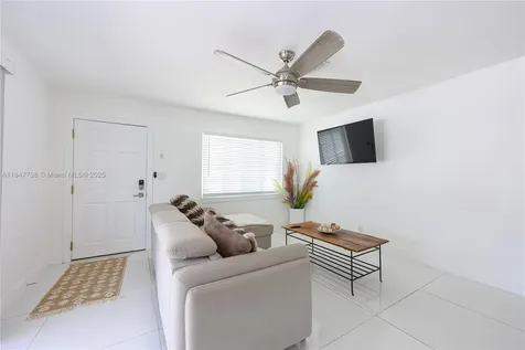 1453 NW 10th Street Dania Beach FL 33004